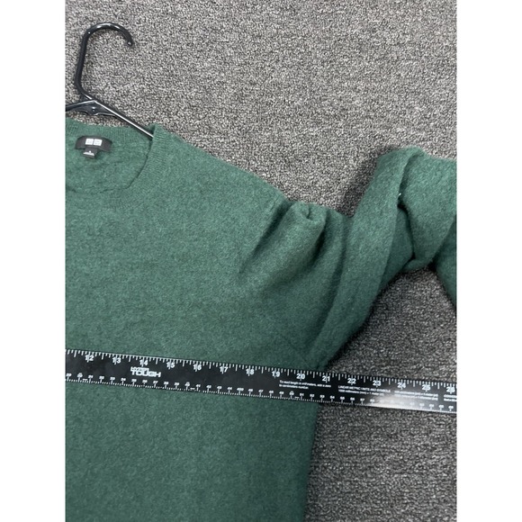 Uniqlo Sweater Women's Large Green 100% Cashmere Pullover Crewneck Preppy - Picture 6 of 6
